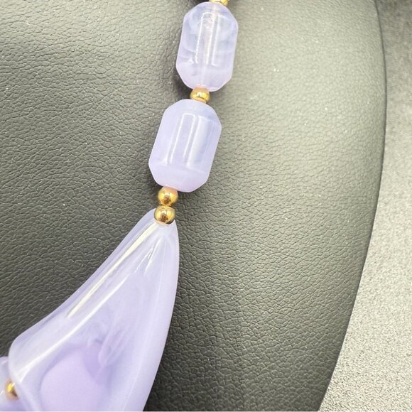 Vintage Lilac Purple Lucite Geometric Abstract Chunky Necklace - Picture 11 of 15